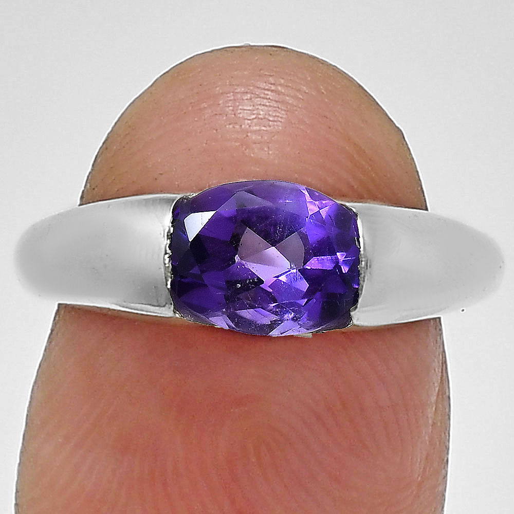 Classic Design Oval Gemstone Band Ring 925 Sterling Silver by Desiregem AGR1037