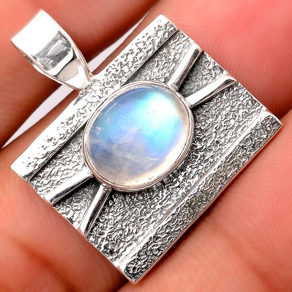 Natural Rainbow Moonstone - India 925 Sterling Silver Pendant Jewelry P-5533