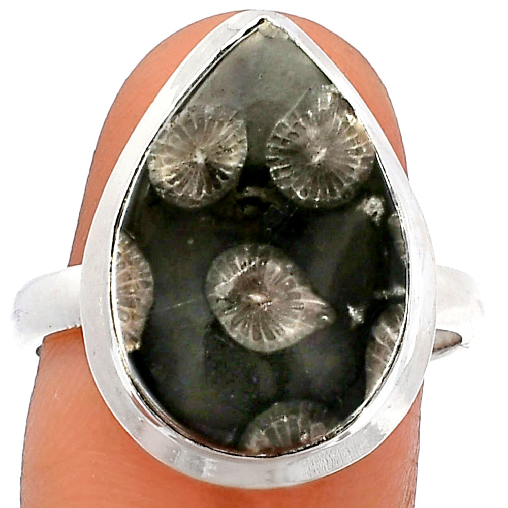 Natural Black Flower Fossil Coral 925 Sterling Silver Ring s.9 Jewelry R-1007